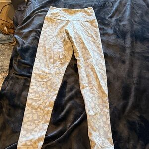 Ryderwear Gray Leopard Pattern Leggings